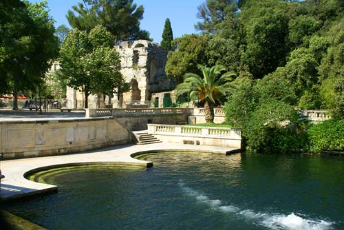 Nîmes - Jardin et Temple de Diane